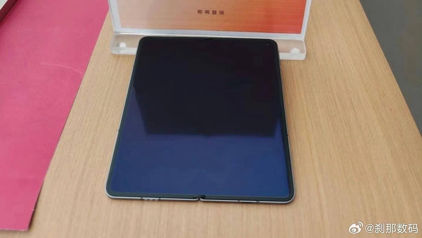 Oppo Find N6’da katlanma izi neredeyse ortadan kalkıyor: Üretim süreci görüntülendi