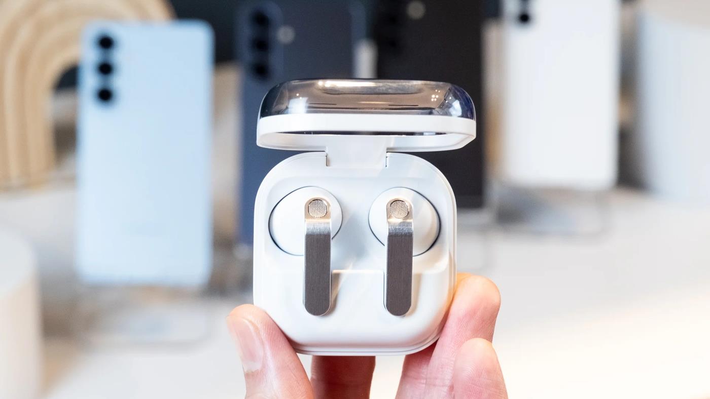 Samsung Galaxy Buds 4 yenilenen tasarımla geliyor